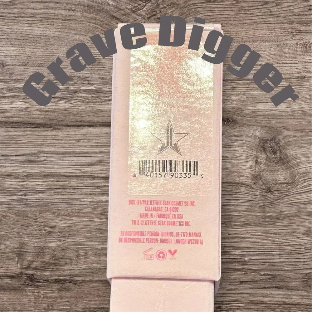 Jeffree Star Velvet Trap Lipstick Grave Digger (Gray)